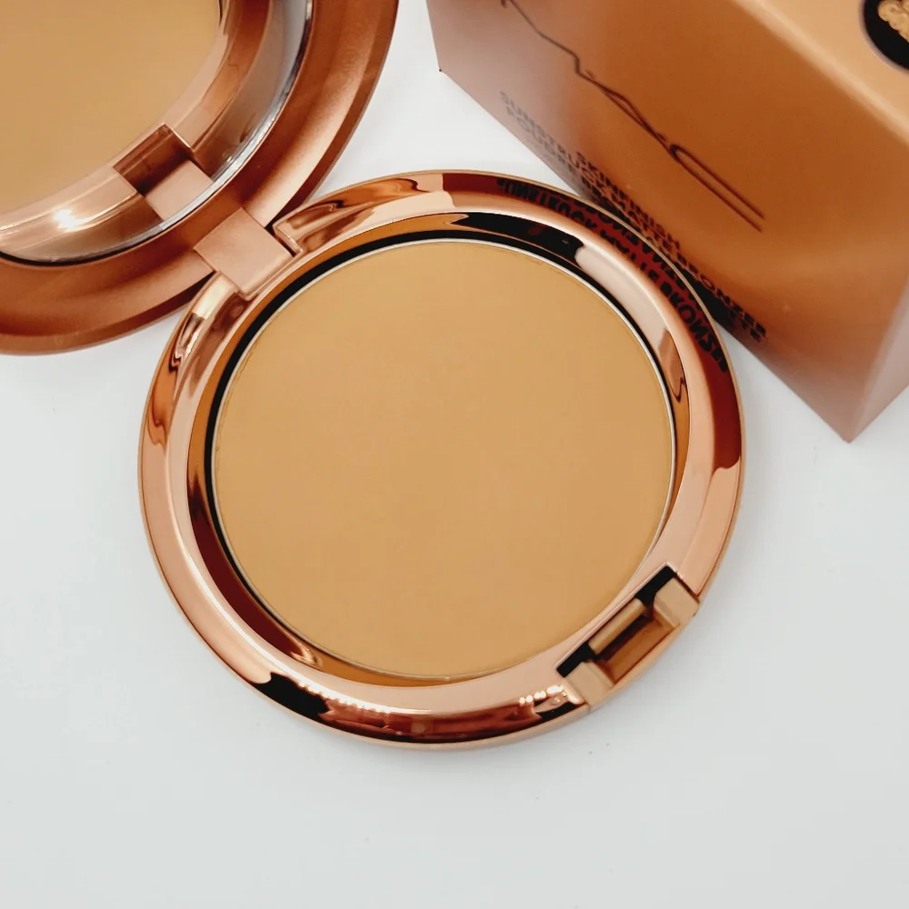 Matte Light Golden Mac Cosmetics Skinfinish Sunstruck Bronzer Brand New in Box
